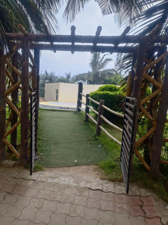 Green Heaven Shree Hotel Puri Eksteriør billede